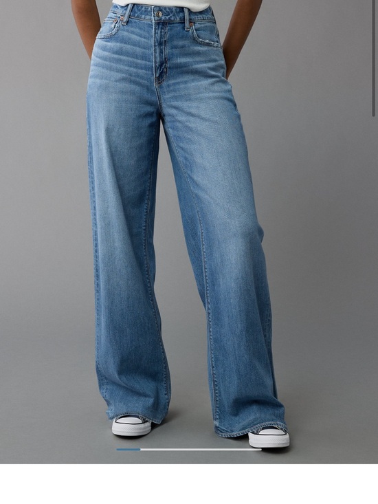American Eagle Outfitters Denim - Wide Leg Women's Jeans in Light Blue